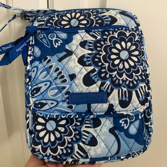 Vera Bradley Handbags - Vera Bradley Small Blue Floral Crossbody Bag Zip Up Purse